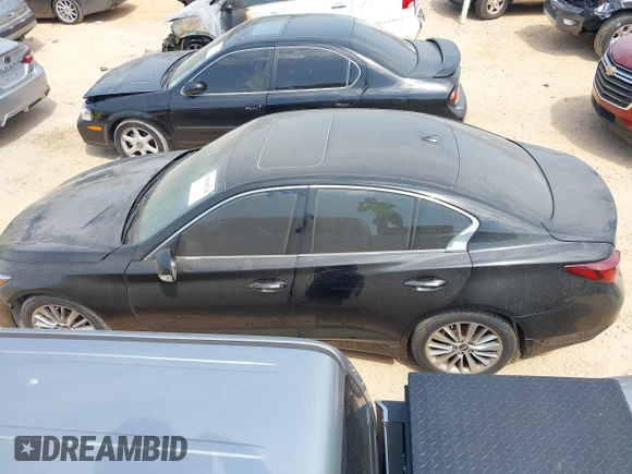 2018 Infiniti Q50 3.0t Luxe with VIN JN1EV7AR1JM611505, listed as a IAAI auction lot 42158718 with 111,495 mi miles. Bid and sale history available at carsss.com. Image 14.