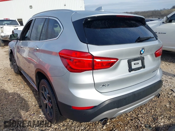 2019 BMW X1 sDrive28i z VIN WBXHU7C52K3H44360, wystawiony jako IAAI lot #41709431 z przebiegiem 56 432 mil mil oraz . Historia ofert i sprzedaży dostępna na DreamBid. Obrazek 3.