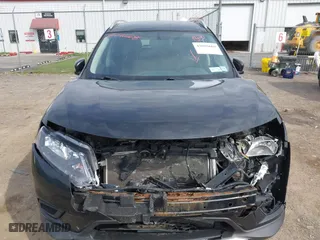 2016 Nissan Rogue S with VIN KNMAT2MV0GP710160, listed as a IAAI auction lot 42026668 with 172,517 mi miles. Bid and sale history available at carsss.com. Image 12.