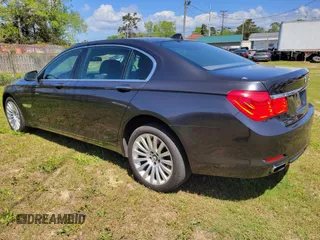 2011 BMW 7 Series 750Li xDrive with VIN WBAKC8C53BC432134, listed as a IAAI auction lot 42031980 with 178,018 mi miles and . Bid and sale history available at carsss.com. Image 3.