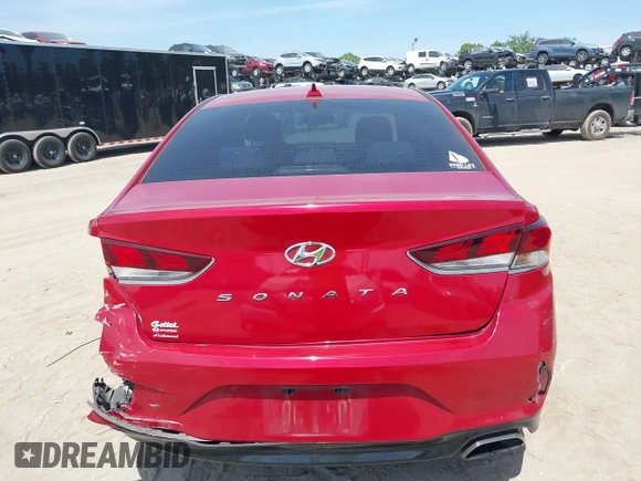 2018 Hyundai Sonata Sport with VIN 5NPE34AF3JH664160, listed as a IAAI auction lot 42072342 with 98,478 mi miles and . Bid and sale history available at carsss.com. Image 16.