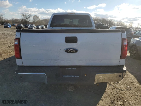 2015 Ford Super Duty F-350 SRW Lariat with VIN 1FT8X3B6XFEB85977, listed as a Copart auction lot 83745754 with 231,762 mi miles and Clean Title. Bid and sale history available at carsss.com. Image 6.