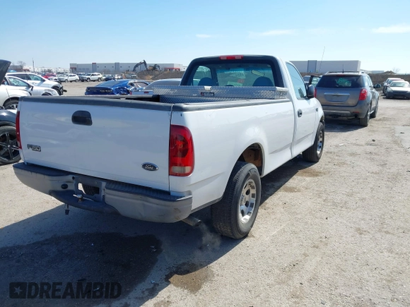2002 Ford F-150 XL with VIN 1FTRF17252NA24920, listed as a IAAI auction lot 41601123 with 1 mi miles. Bid and sale history available at carsss.com. Image 4.