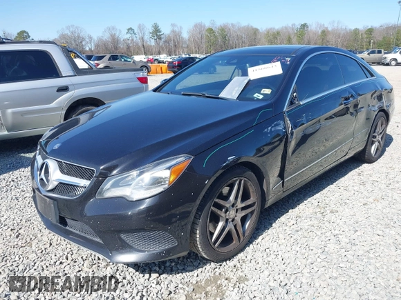 2014 Mercedes-Benz E 350 z VIN WDDKJ5KBXEF248011, wystawiony jako IAAI lot #41566643 z przebiegiem 120 108 mil mil oraz . Historia ofert i sprzedaży dostępna na DreamBid. Obrazek 17.