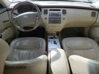 2008 Hyundai Azera Limited with VIN KMHFC46F98A251380, listed as a Copart auction lot 49347165 with 206,526 mi miles and Salvage Title. Bid and sale history available at DreamBid. Image 8.