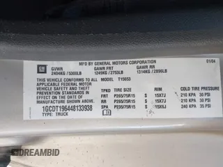 2004 Chevrolet Colorado LS Z71 with VIN 1GCDT196448133938, listed as a IAAI auction lot 41647829 with 196,530 mi miles. Bid and sale history available at carsss.com. Image 9.