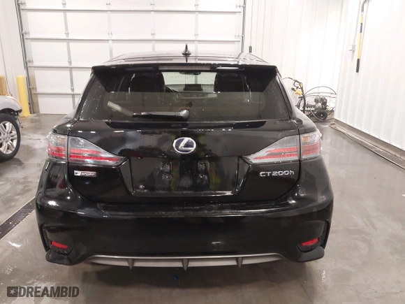 2015 Lexus CT 200h Hybrid with VIN JTHKD5BH3F2226672, listed as a IAAI auction lot 41615836 with 85,232 mi miles. Bid and sale history available at carsss.com. Image 17.