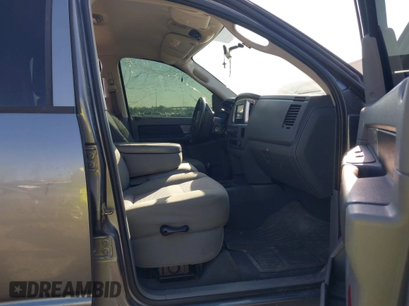 2007 Dodge Ram 2500 SLT with VIN 1D7KS28C87J525315, listed as a IAAI auction lot 41578896 with 253,306 mi miles. Bid and sale history available at carsss.com. Image 5.