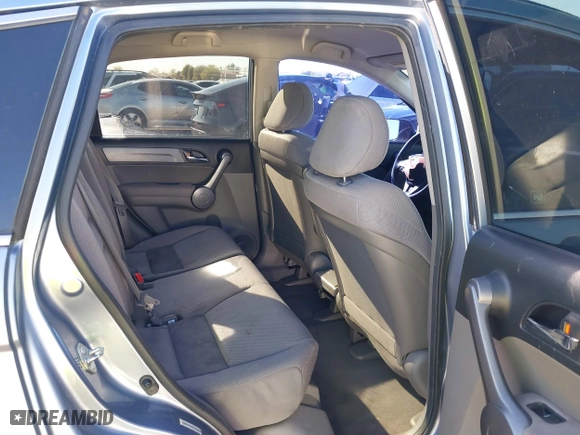 2008 Honda CR-V LX with VIN JHLRE38398C006482, listed as a IAAI auction lot 41834007 with 136,153 mi miles. Bid and sale history available at carsss.com. Image 8.