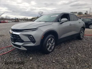 2023 Chevrolet Blazer LT z VIN 3GNKBCR44PS211206, wystawiony jako Copart lot #49726955 z przebiegiem 56 995 mil mil oraz Szkoda całkowita • Salvage title. Historia ofert i sprzedaży dostępna na DreamBid. Obrazek 1.