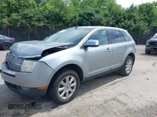 2007 Lincoln MKX with VIN 2LMDU68C77BJ15873, listed as a IAAI auction lot 42321790 with 293,869 mi miles and . Bid and sale history available at DreamBid. Image 2.