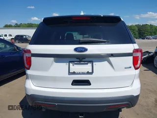 2016 Ford Police Interceptor Utility z VIN 1FM5K8AR3GGB43369, wystawiony jako IAAI lot #42209250 z przebiegiem 118 090 mil mil oraz . Historia ofert i sprzedaży dostępna na DreamBid. Obrazek 16.