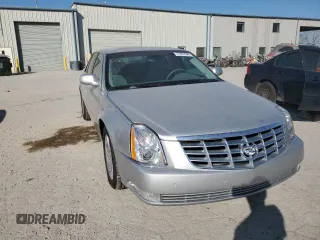 2010 Cadillac DTS w/1SC with VIN 1G6KD5EYXAU126775, listed as a Copart auction lot 77207094 with 100,288 mi miles and Salvage Title. Bid and sale history available at carsss.com. Image 4.