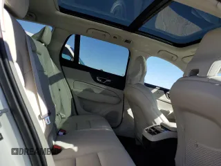2021 Volvo V60 z VIN YV4102WKXM1069073, wystawiony jako Copart lot #47275314 z przebiegiem 45 882 mil mil oraz . Historia ofert i sprzedaży dostępna na DreamBid. Obrazek 10.