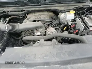 2020 Ram 1500 Big Horn z VIN 1C6SRFBT2LN247916, wystawiony jako Copart lot #66467165 z przebiegiem 90 949 mil mil oraz Szkoda całkowita • Salvage title. Historia ofert i sprzedaży dostępna na DreamBid. Obrazek 13.