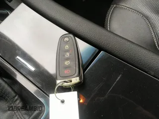 2019 Ford Taurus Limited с VIN 1FAHP2F85KG106645, выставлен на аукционе IAAI как лот 42334311 с пробегом 83 406 миль миль и . История ставок и продаж доступна на DreamBid. Изображение 11.