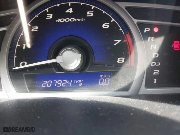 2007 Honda Civic Cpe LX with VIN 2HGFG12627H578430, listed as a IAAI auction lot 41918779 with 207,924 mi miles. Bid and sale history available at carsss.com. Image 7.