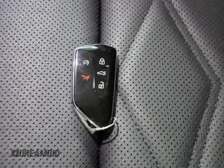 2024 Volkswagen Atlas SE с VIN 1V2HR2CA9RC564720, выставлен на аукционе IAAI как лот 42774211 с пробегом 22 207 миль миль и . История ставок и продаж доступна на DreamBid. Изображение 31.