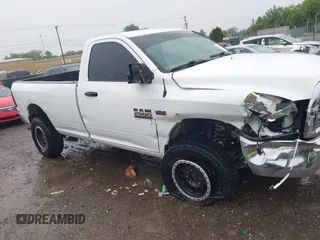 2014 Ram 2500 Tradesman с VIN 3C6MR5AJ8EG218886, выставлен на аукционе IAAI как лот 42378833 с пробегом 166 490 миль миль и . История ставок и продаж доступна на DreamBid. Изображение 13.