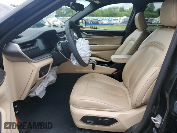 2023 Jeep Grand Cherokee Limited z VIN 1C4RJKBG8P8728476, wystawiony jako Copart lot #57998385 z przebiegiem 21 440 mil mil oraz Szkoda całkowita • Salvage title. Historia ofert i sprzedaży dostępna na DreamBid. Obrazek 7.