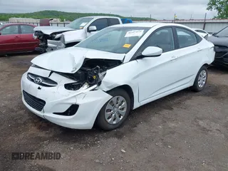 2016 Hyundai Accent SE z VIN KMHCT4AE4GU966212, wystawiony jako IAAI lot #42117073 z przebiegiem 113 751 mil mil oraz . Historia ofert i sprzedaży dostępna na DreamBid. Obrazek 2.