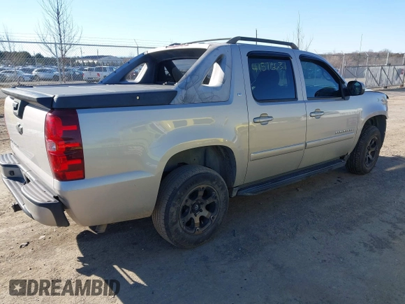 2007 Chevrolet Avalanche 3LT z VIN 3GNFK12397G125450, wystawiony jako IAAI lot #41576637 z przebiegiem 170 924 mil mil oraz . Historia ofert i sprzedaży dostępna na DreamBid. Obrazek 4.