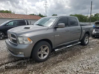 2010 Dodge 1500 SLT z VIN 1D7RV1CT5AS177661, wystawiony jako Copart lot #56820115 z przebiegiem 124 286 mil mil oraz Szkoda całkowita • Salvage title. Historia ofert i sprzedaży dostępna na DreamBid. Obrazek 1.