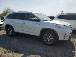 2019 Toyota Highlander SE z VIN 5TDJZRFH1KS629231, wystawiony jako Copart lot #54161975 z przebiegiem 218 689 mil mil oraz Szkoda całkowita • Salvage title. Historia ofert i sprzedaży dostępna na DreamBid. Obrazek 4.