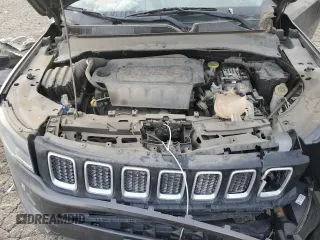 2020 Jeep Compass Latitude with VIN 3C4NJCBB4LT141325, listed as a Copart auction lot 43410945 with 52,691 mi miles and Salvage Title. Bid and sale history available at carsss.com. Image 12.