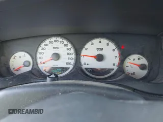 2005 Dodge Neon SXT with VIN 1B3ES56C75D266728, listed as a IAAI auction lot 41987334 with 138,901 mi miles. Bid and sale history available at carsss.com. Image 7.