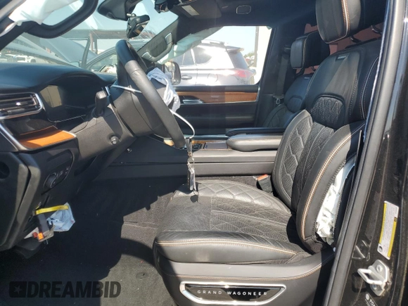 2022 Jeep Grand Wagoneer Series III с VIN 1C4SJVGJ6NS196992, выставлен на аукционе Copart как лот 52117945 с пробегом 30 898 миль миль и Списание • Salvage title. История ставок и продаж доступна на DreamBid. Изображение 7.
