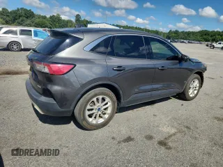 2020 Ford Escape SE z VIN 1FMCU0G6XLUA91749, wystawiony jako Copart lot #62072405 z przebiegiem 87 920 mil mil oraz Szkoda całkowita • Salvage title. Historia ofert i sprzedaży dostępna na DreamBid. Obrazek 3.