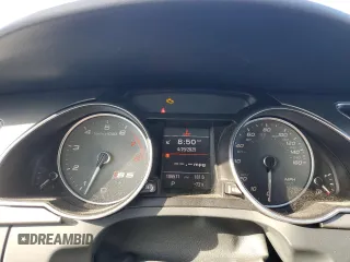 2013 Audi S5 Prestige z VIN WAUVGAFR9DA001304, wystawiony jako Copart lot #54165695 z przebiegiem 106 571 mil mil oraz Szkody całkowita. Historia ofert i sprzedaży dostępna na DreamBid. Obrazek 9.