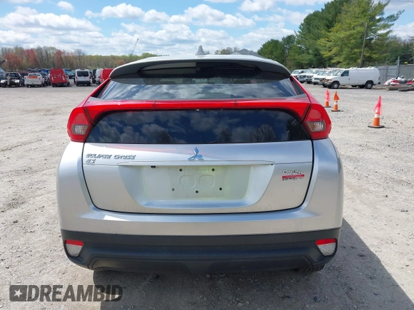 2020 Mitsubishi Eclipse Cross ES z VIN JA4AS3AA4LZ014128, wystawiony jako IAAI lot #42053759 z przebiegiem 72 825 mil mil oraz . Historia ofert i sprzedaży dostępna na DreamBid. Obrazek 16.