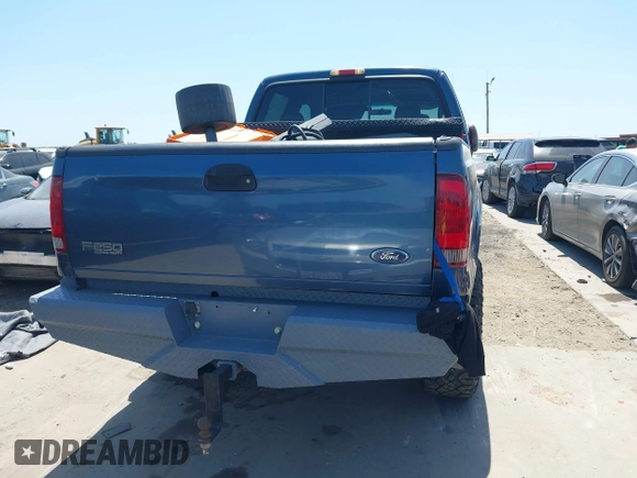 2004 Ford F-250 XL with VIN 1FTNW21P14EC55339, listed as a IAAI auction lot 42028825 with 208,682 mi miles and . Bid and sale history available at DreamBid. Image 16.