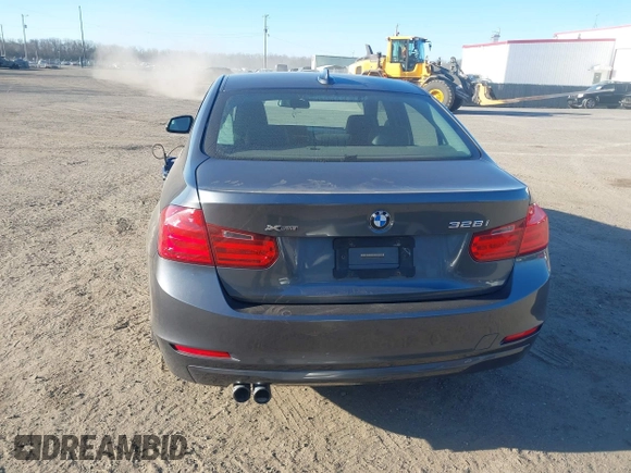 2015 BMW 3 Series 328i xDrive with VIN WBA3B5G5XFNS13908, listed as a IAAI auction lot 41638788 with 54,584 mi miles. Bid and sale history available at carsss.com. Image 16.