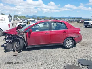 2010 Nissan Versa S с VIN 3N1BC1AP6AL426445, выставлен на аукционе IAAI как лот 42175164 с пробегом 161 645 миль миль и . История ставок и продаж доступна на DreamBid. Изображение 15.