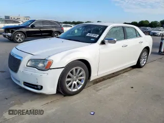 2013 Chrysler 300 C with VIN 2C3CCAET1DH538063, listed as a Copart auction lot 62201045 with 172,278 mi miles and Clean title. Bid and sale history available at DreamBid. Image 1.
