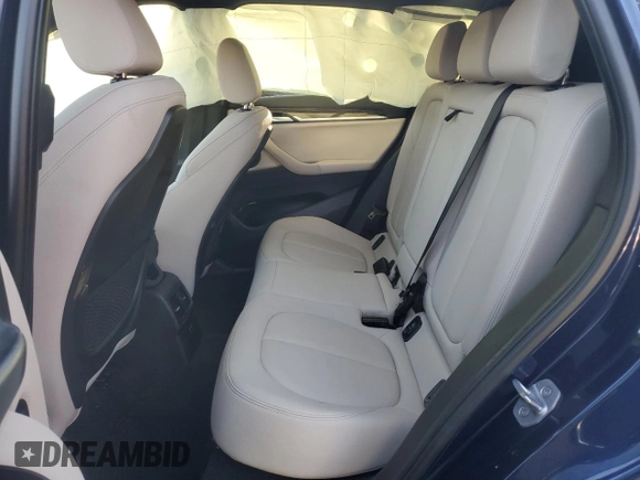 2018 BMW X1 xDrive28i with VIN WBXHT3C32J3H31391, listed as a Copart auction lot 88584855 with 32,441 mi miles and Salvage Title. Bid and sale history available at DreamBid. Image 12.