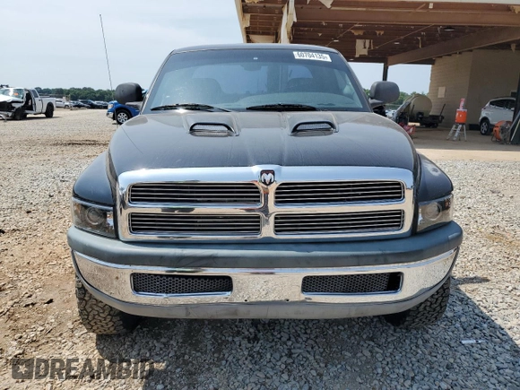 2001 Dodge 1500 z VIN 3B7HC13Z51M568382, wystawiony jako Copart lot #60704135 z przebiegiem 111 750 mil mil oraz Czysty tytuł • Clean title. Historia ofert i sprzedaży dostępna na DreamBid. Obrazek 5.
