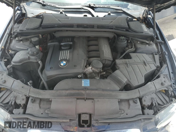 2009 BMW 3 Series 328i z VIN WBAWL13559PX25092, wystawiony jako Copart lot #61066185 z przebiegiem 101 259 mil mil oraz Szkoda całkowita • Salvage title. Historia ofert i sprzedaży dostępna na DreamBid. Obrazek 11.