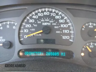 2003 Chevrolet Tahoe LS z VIN 1GNEC13T53J331221, wystawiony jako IAAI lot #42422243 z przebiegiem Nie podano mil oraz . Historia ofert i sprzedaży dostępna na DreamBid. Obrazek 7.