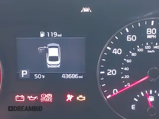 2020 Kia Forte LXS z VIN 3KPF24AD3LE225442, wystawiony jako IAAI lot #42012475 z przebiegiem 43 686 mil mil oraz . Historia ofert i sprzedaży dostępna na DreamBid. Obrazek 15.