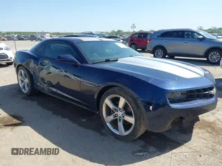 2011 Chevrolet Camaro 2LT z VIN 2G1FC1ED5B9142980, wystawiony jako IAAI lot #42016984 z przebiegiem 161 277 mil mil oraz . Historia ofert i sprzedaży dostępna na DreamBid. Obrazek 1.