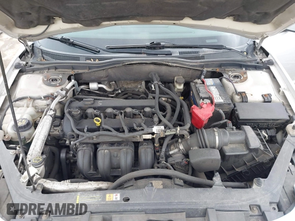 2010 Ford Fusion SE with VIN 3FAHP0HA3AR295047, listed as a IAAI auction lot 41685107 with 131,999 mi miles. Bid and sale history available at carsss.com. Image 10.