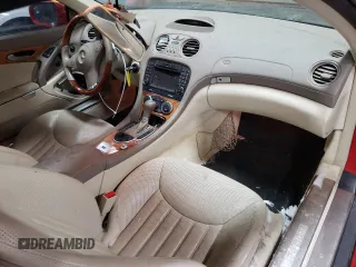 2012 Mercedes-Benz SL 550 z VIN WDBSK7BA6CF168453, wystawiony jako Copart lot #88857925 z przebiegiem 62 163 mil mil oraz Szkoda całkowita • Salvage title. Historia ofert i sprzedaży dostępna na DreamBid. Obrazek 8.