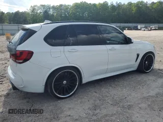 2016 BMW X5 M z VIN 5YMKT6C52G0R79404, wystawiony jako Copart lot #54587105 z przebiegiem 89 465 mil mil oraz Szkoda całkowita • Salvage title. Historia ofert i sprzedaży dostępna na DreamBid. Obrazek 3.