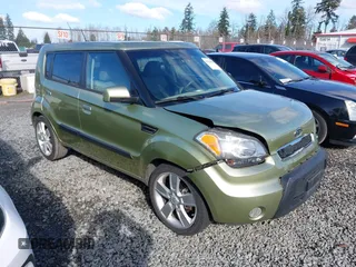 2010 Kia Soul + with VIN KNDJT2A24A7049671, listed as a IAAI auction lot 41736087 with 144,524 mi miles. Bid and sale history available at carsss.com. Image 13.