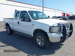 2005 Ford F-250 XL with VIN 1FTSX21505EC51010, listed as a IAAI auction lot 42168068 with 331,979 mi miles and . Bid and sale history available at DreamBid. Image 1.