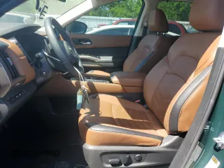 2023 Nissan Pathfinder Platinum z VIN 5N1DR3DH4PC200280, wystawiony jako Copart lot #48794295 z przebiegiem 44 240 mil mil oraz Szkoda całkowita • Salvage title. Historia ofert i sprzedaży dostępna na DreamBid. Obrazek 7.